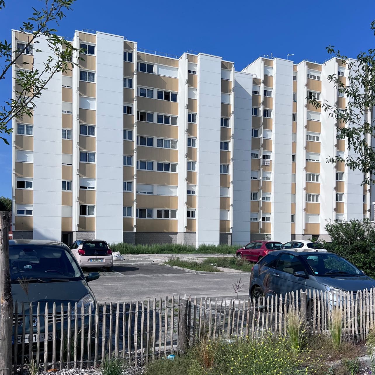 Groupe Mallet Stevens plan large