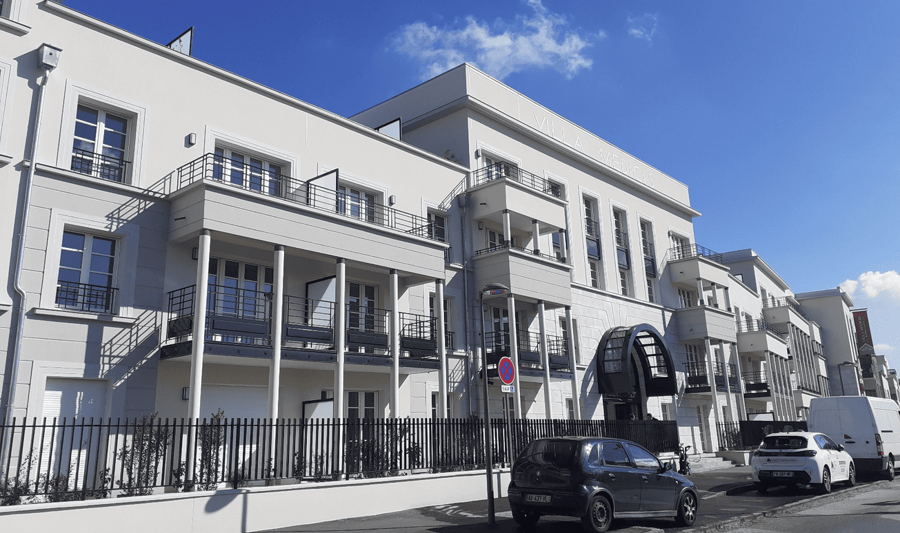 Villa Medicis Saint Cyr façade 1