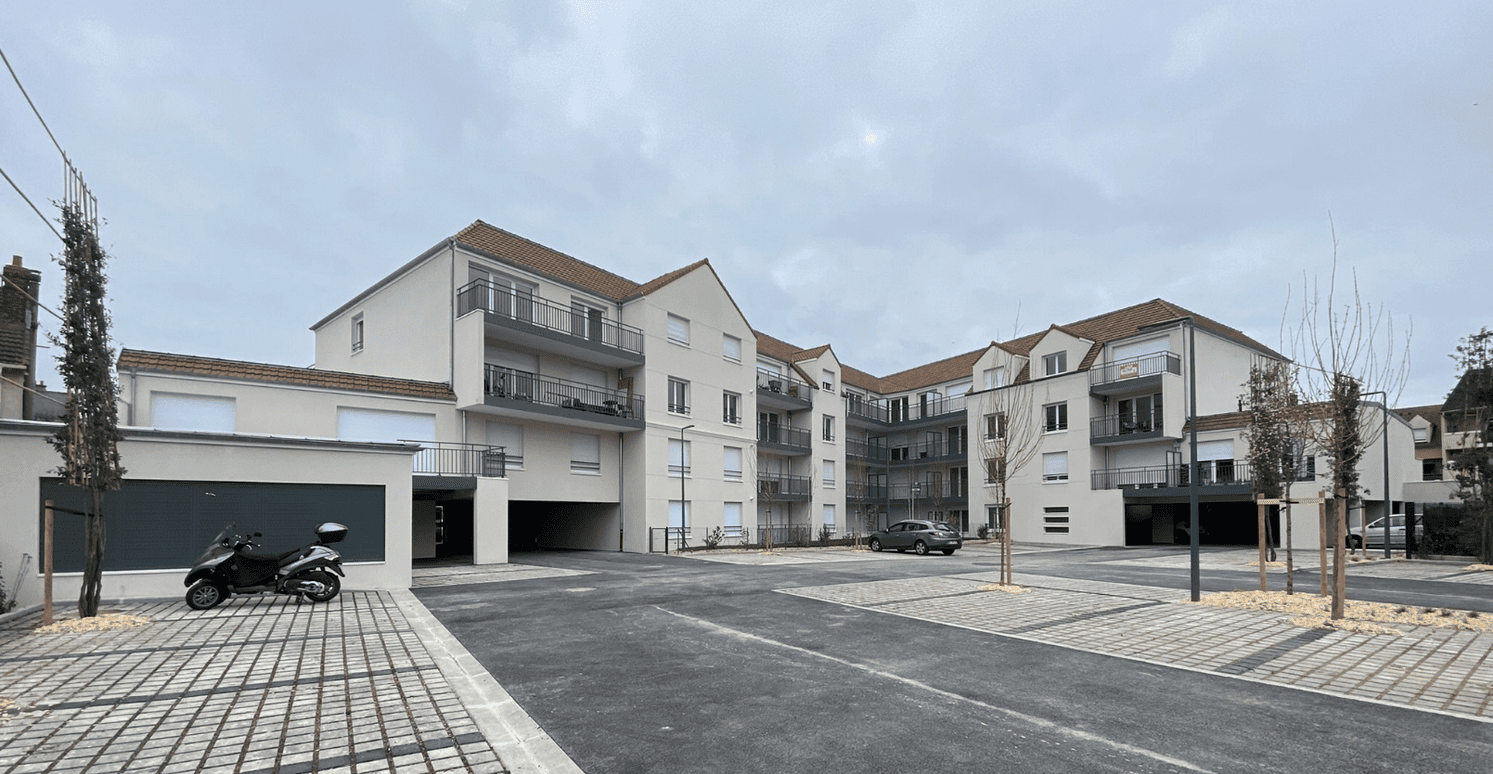 Avenue de Strasbourg à Coulommiers plan large