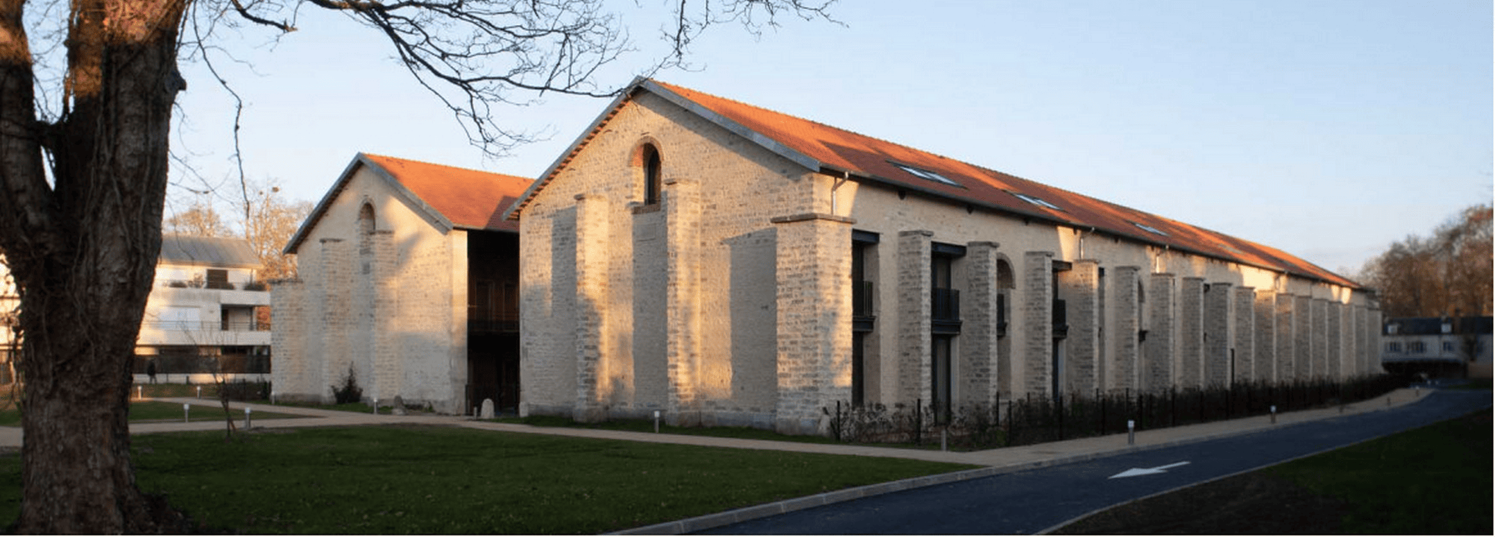 Les Halles à Fourrage plan large